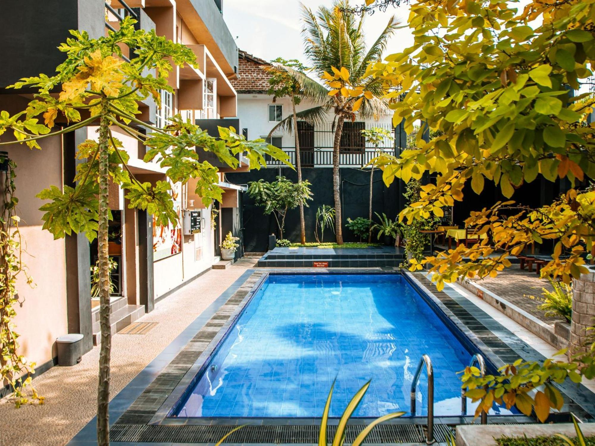 The Panorama Negombo Hotel Екстериор снимка
