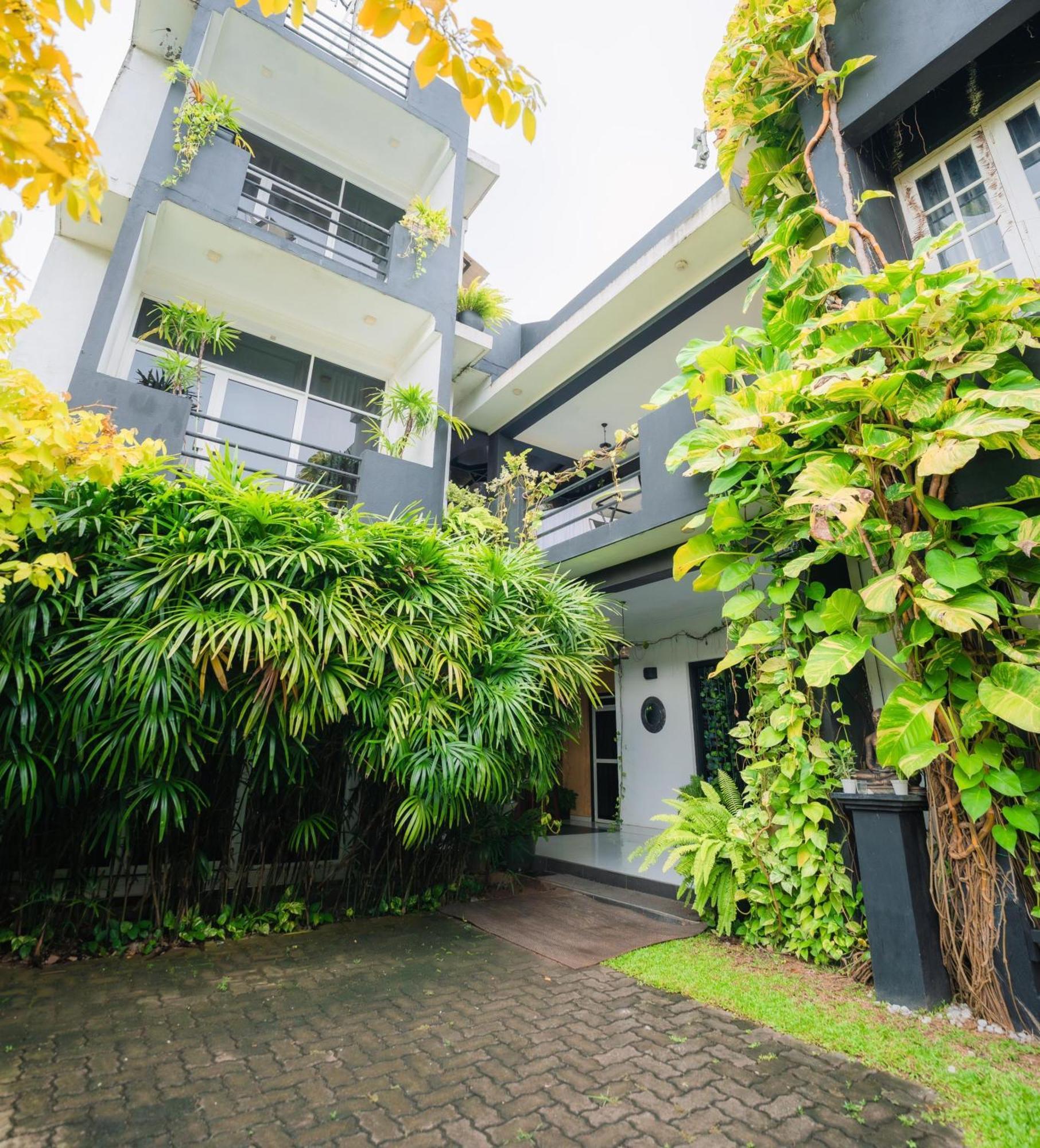 The Panorama Negombo Hotel Екстериор снимка